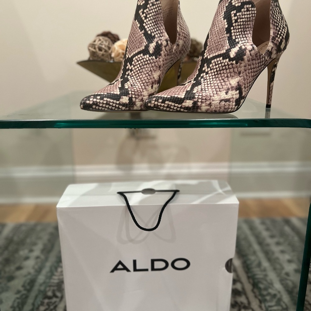 Aldo SnakeSkin Bootie - Picture 4 of 5